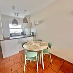 Apartament Solar T2 *